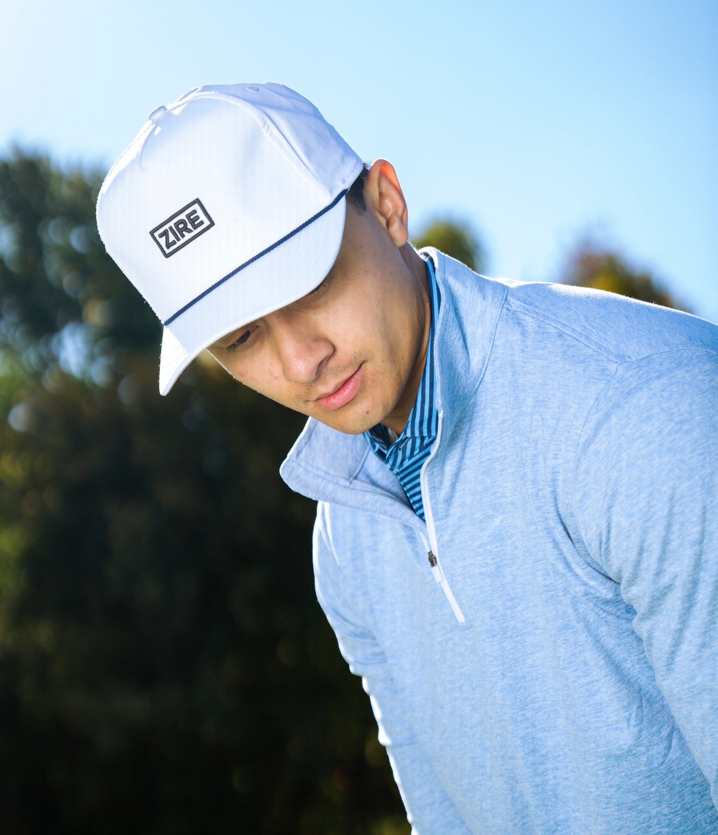 THE HEATHER LIGHT BLUE PERFORMANCE Q-ZIP